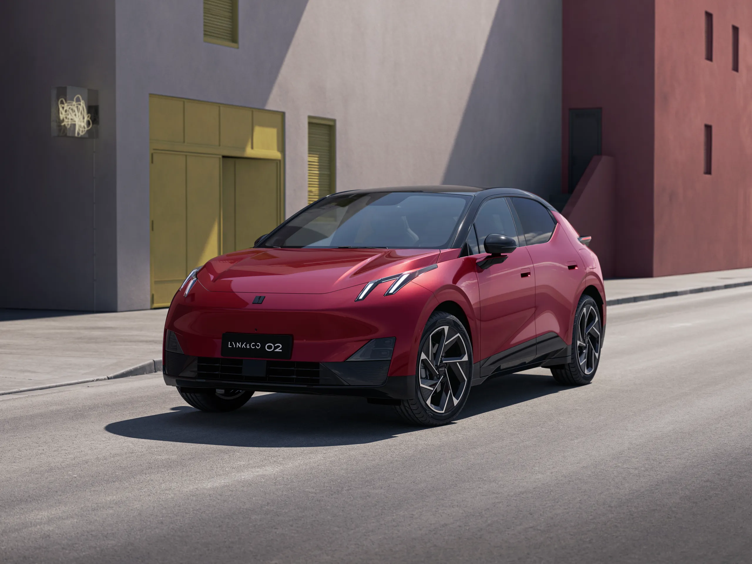 Lynk & Co 02 · Techno Magenta (More)
