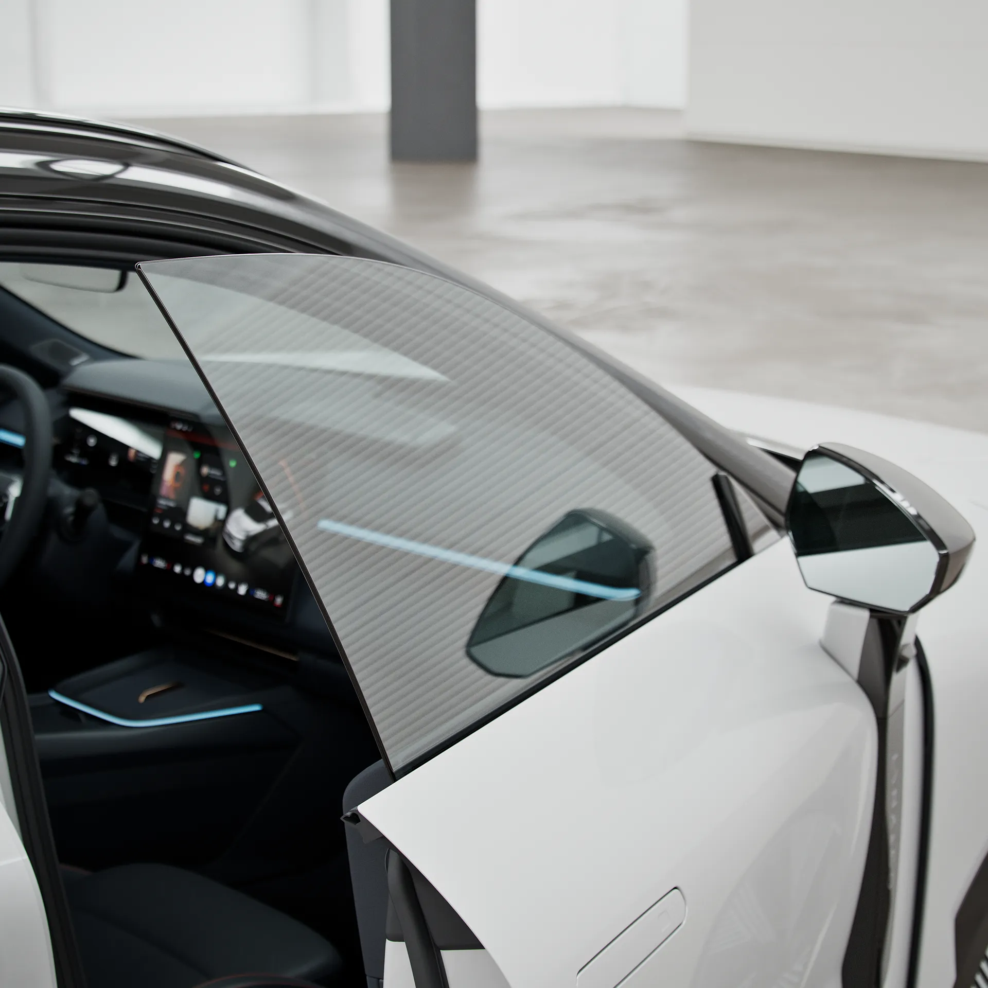 Lynk & Co 08 4