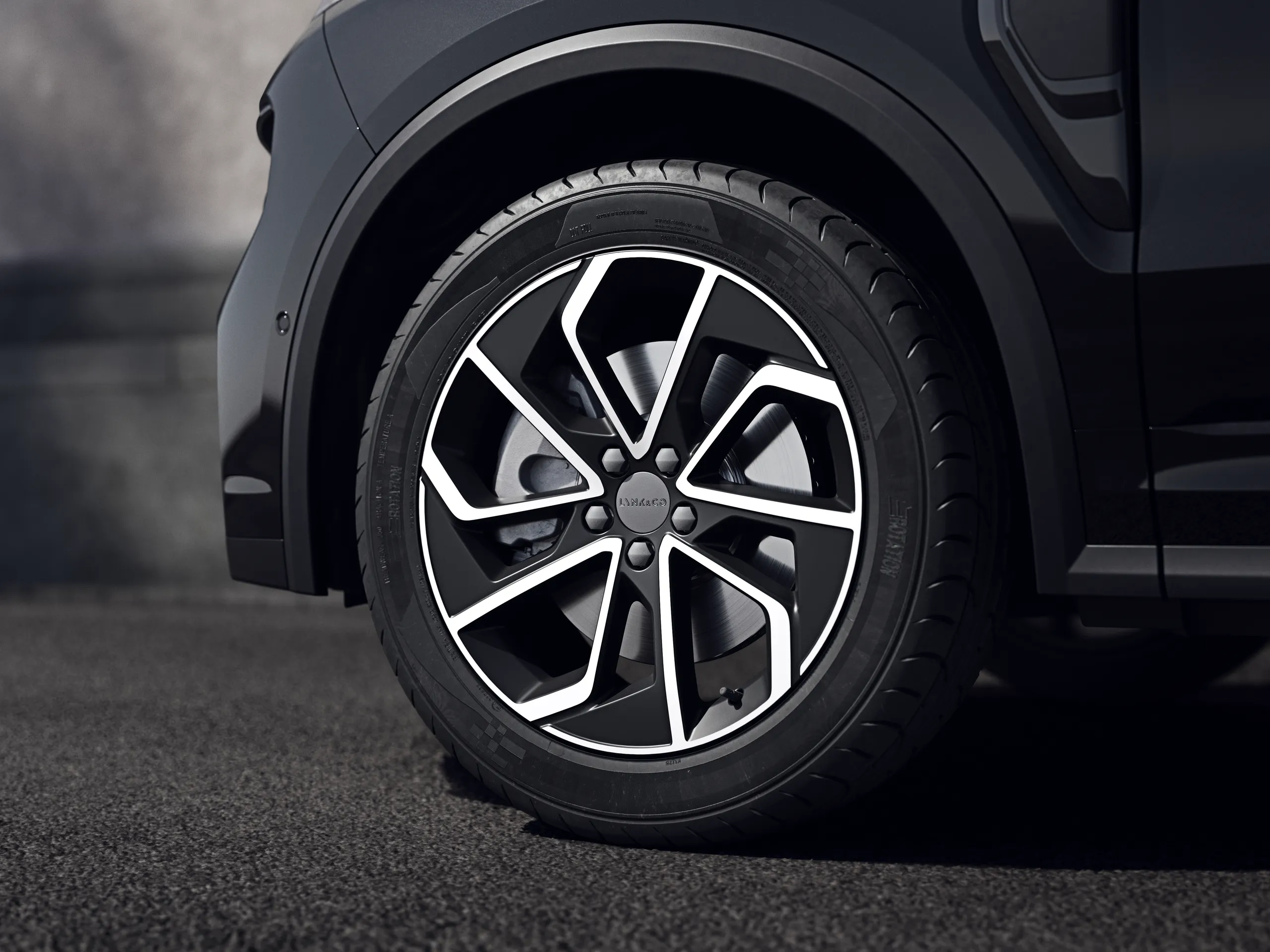 Lynk & Co 01 9