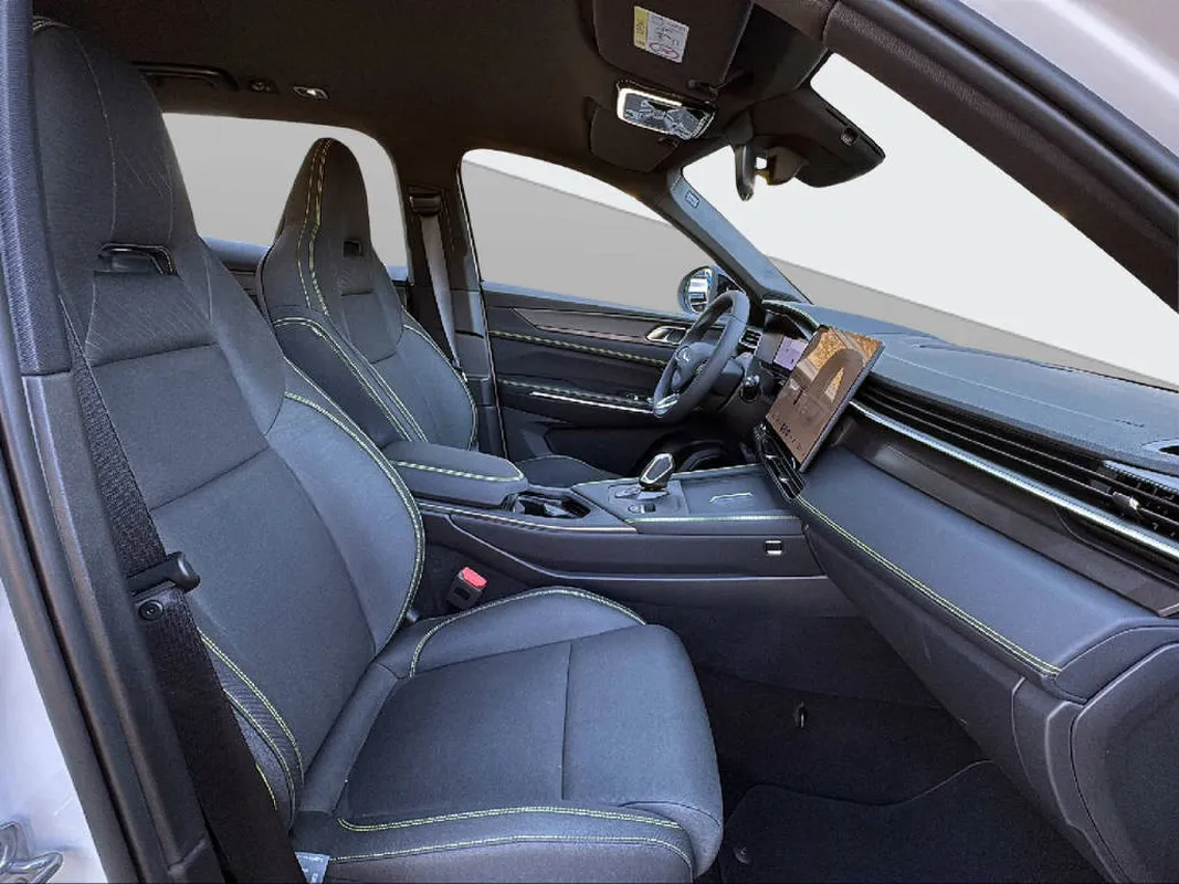 01 1.5 PHEV Core 20