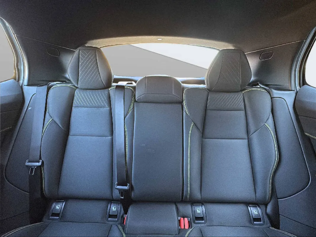 01 1.5 PHEV Core 24