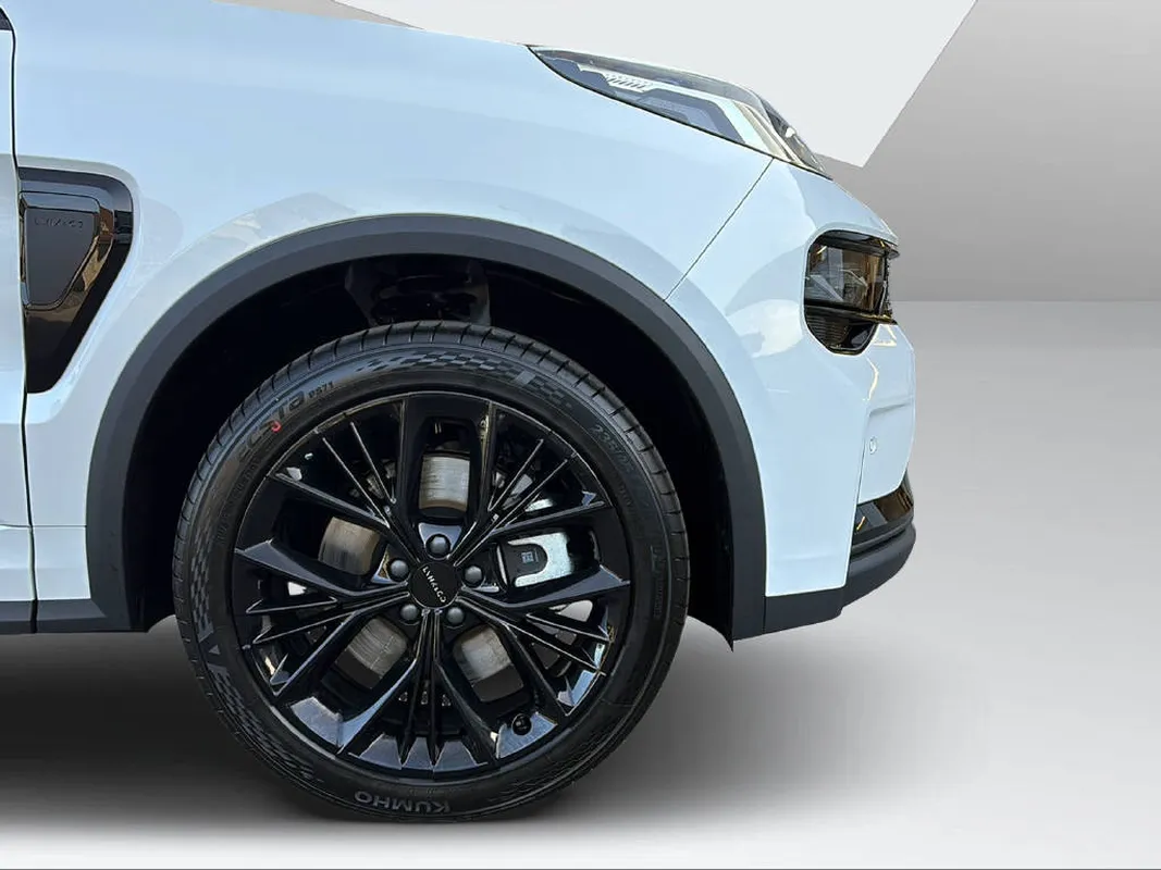 01 1.5 PHEV More 8
