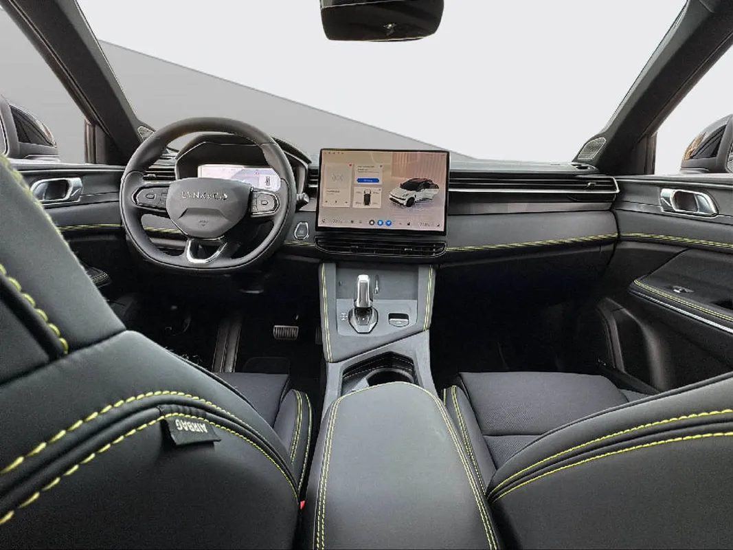 01 1.5 PHEV More 13