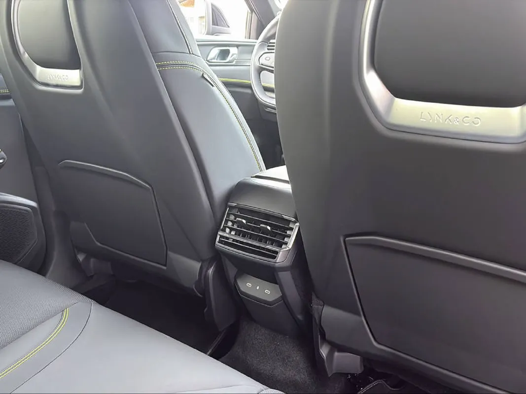 01 1.5 PHEV More 24