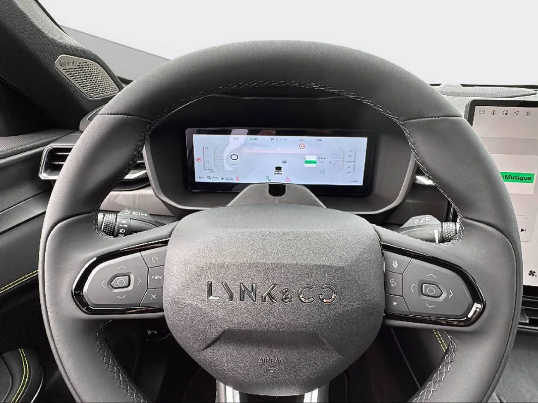 01 1.5 PHEV More 15